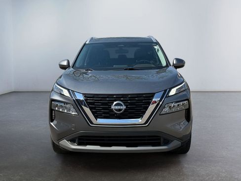 Used 2023 Nissan Rogue SV w/ SV Premium Package image 8