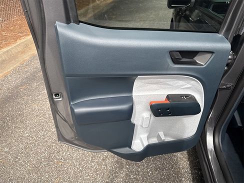 Used 2023 Ford Maverick XLT w/ Equipment Group 300A Standard image 21