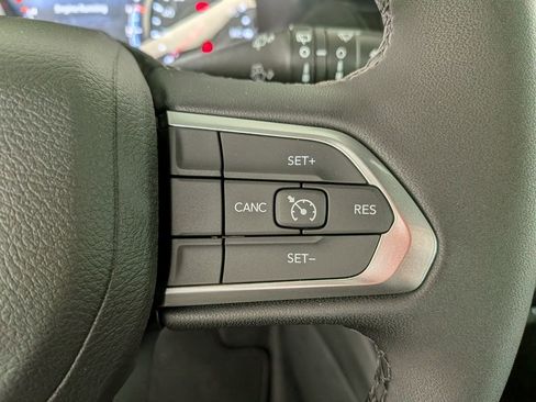 New 2026 Jeep Compass Latitude image 19