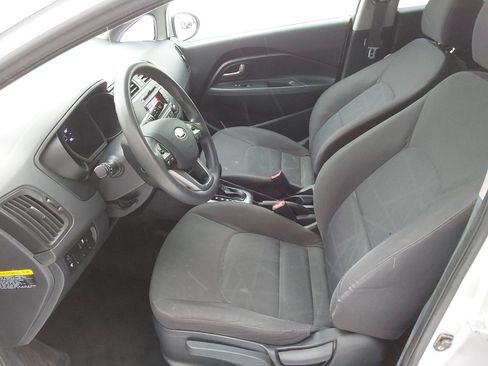 Used 2012 Kia Rio LX w/ PWR Pkg image 8
