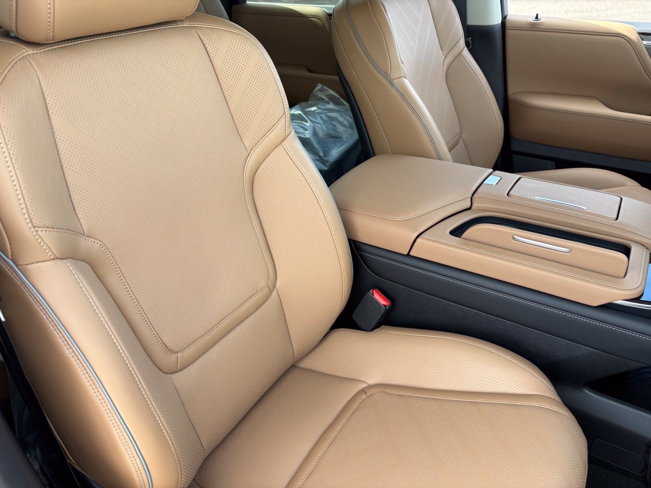 New 2027 INFINITI QX80 Luxe AWD/4WD image 11