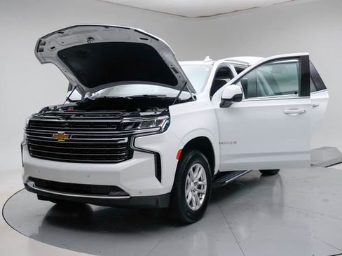 Used 2024 Chevrolet Tahoe LT AWD/4WD image 18