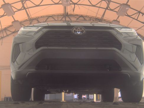 Used 2025 Toyota RAV4 LE FWD image 4