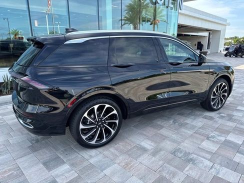 New 2025 Lincoln Nautilus Black Label image 2