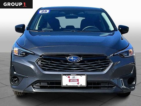 Used 2025 Subaru Impreza 2.0i image 3