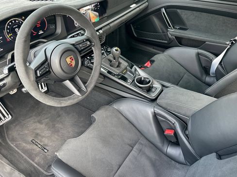 Used 2026 Porsche 911 GT3 RWD image 4