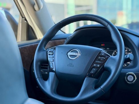 Used 2024 Nissan Armada SL w/ Captain's Chairs Package image 28