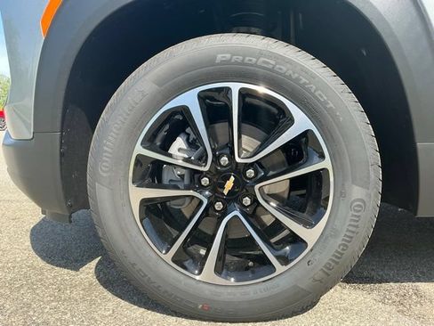 New 2026 Chevrolet TrailBlazer LT w/ Convenience Package AWD/4WD image 14