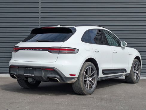 Certified 2025 Porsche Macan image 10
