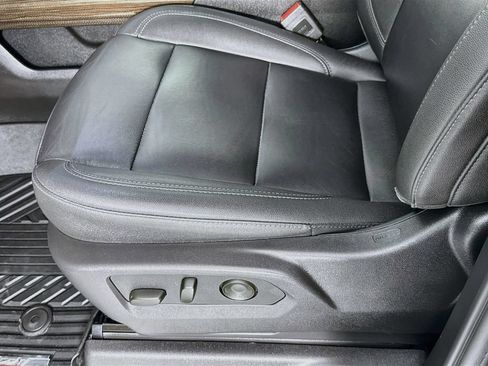 Certified 2024 Chevrolet Silverado 1500 LT AWD/4WD image 19