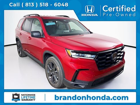 Certified 2025 Honda Pilot Sport image 1