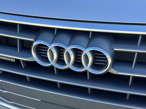 Used 2020 Audi Q5 2.0T Premium w/ Convenience Package image 7