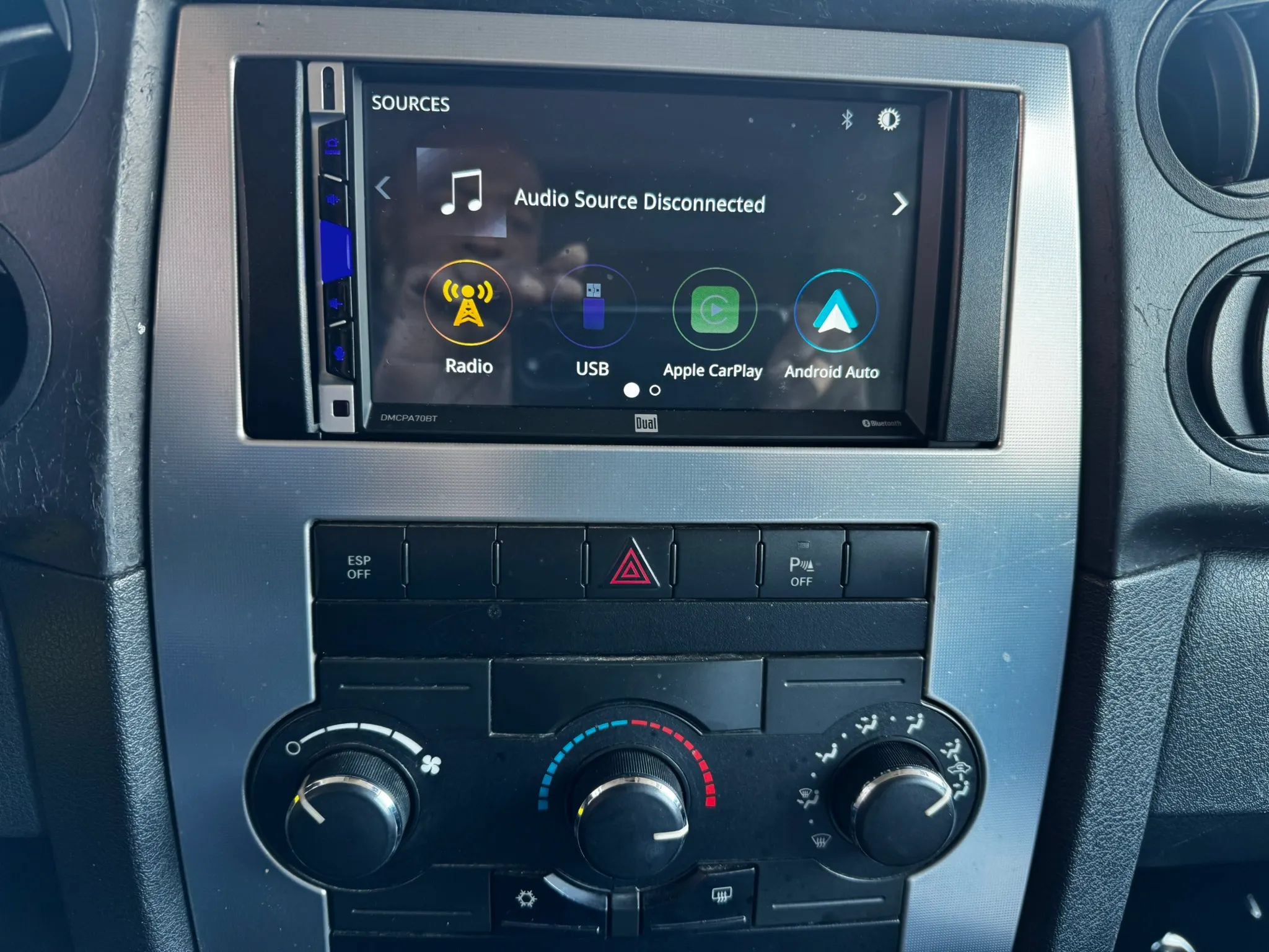 Used 2008 Jeep Commander Sport AWD/4WD image 11
