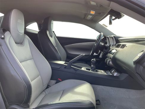 Used 2010 Chevrolet Camaro SS image 22