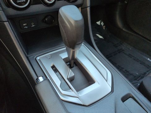 Used 2020 Subaru Crosstrek 2.0i image 32