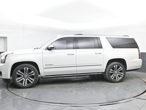 Used 2018 GMC Yukon XL Denali w/ Denali Ultimate Package AWD/4WD image 6