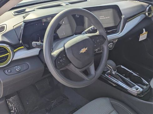 New 2026 Chevrolet Trax LT FWD image 3