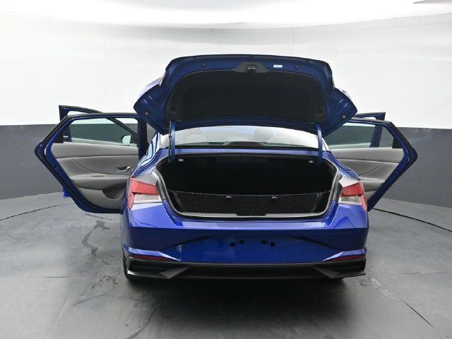 Used 2023 Hyundai Elantra SEL FWD image 43