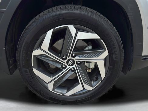 Certified 2024 Hyundai Tucson Limited AWD/4WD image 26