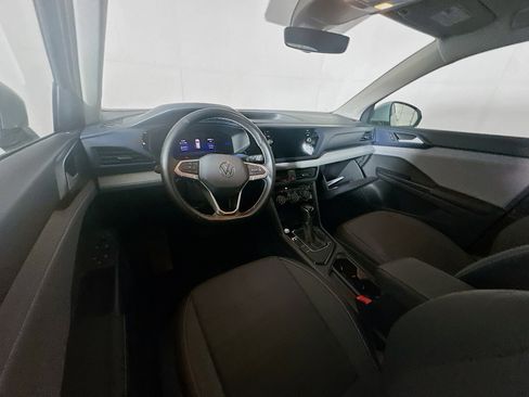 Used 2024 Volkswagen Taos SE image 18