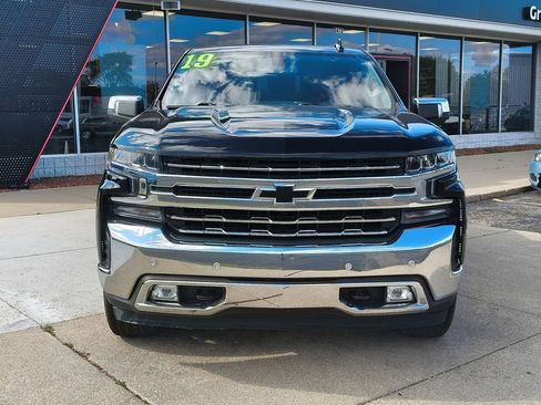 Used 2019 Chevrolet Silverado 1500 LTZ AWD/4WD image 2