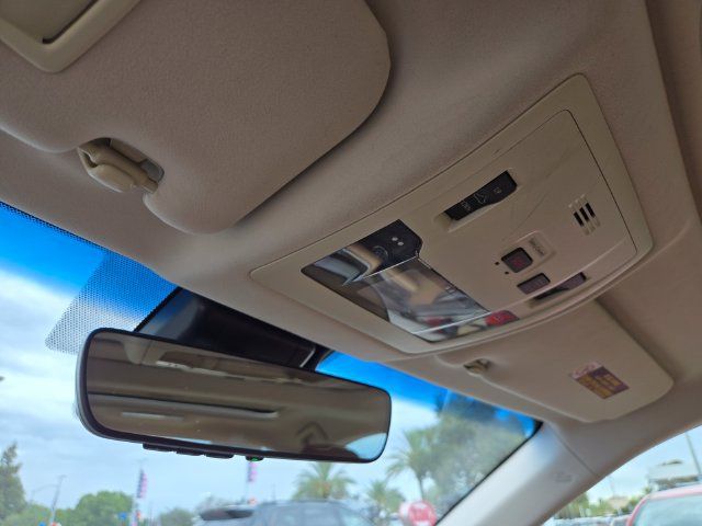 Used 2017 Lexus ES 350 w/ Navigation System Package FWD image 18