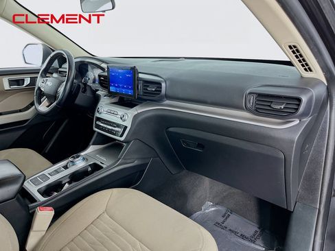 Used 2020 Ford Explorer XLT RWD image 36