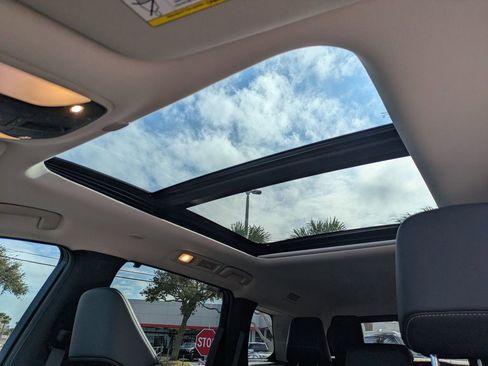 New 2026 INFINITI QX60 Luxe image 23