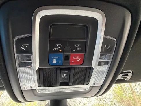Used 2019 RAM 1500 Sport w/ Level 2 Equipment Group AWD/4WD image 14