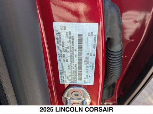 New 2025 Lincoln Corsair Grand Touring image 15
