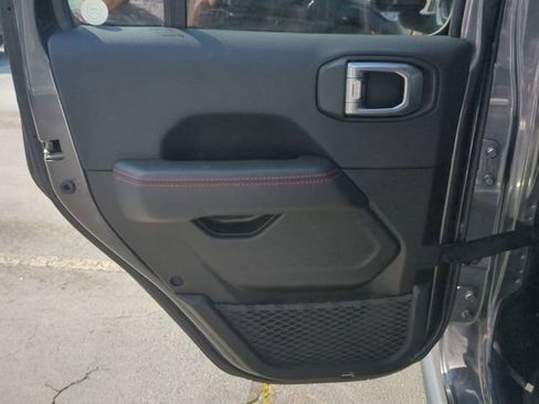 Used 2021 Jeep Gladiator Rubicon AWD/4WD image 28