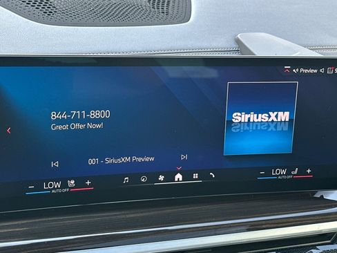 Used 2024 BMW X5 sDrive40i w/ Premium Package RWD image 17
