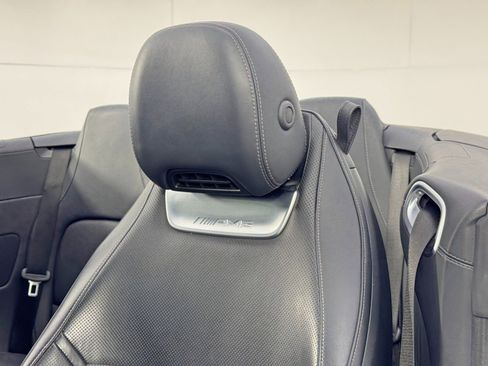 Used 2022 Mercedes-Benz SL 55 AMG 4MATIC w/ Driver Assistance Package image 45