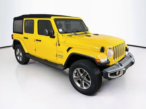 Used 2021 Jeep Wrangler Unlimited Sahara AWD/4WD image 7