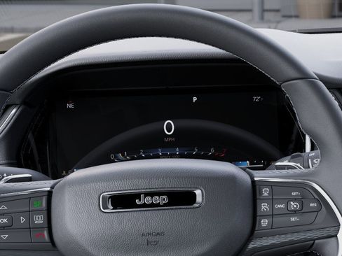 New 2025 Jeep Grand Cherokee Laredo X w/ Luxury Tech Group I image 43