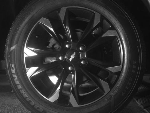 Used 2021 Chevrolet TrailBlazer LT w/ Convenience Package FWD image 14
