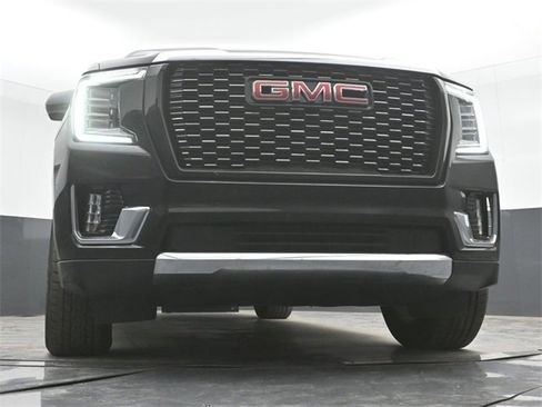 Used 2023 GMC Yukon XL SLT w/ Max Trailering Package image 28