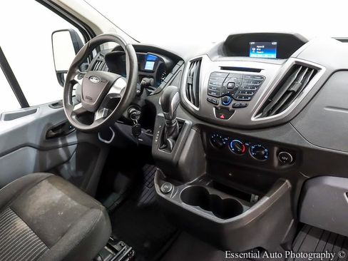 Used 2019 Ford Transit 350 XLT image 21