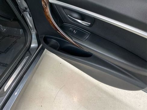 Used 2017 BMW 330i xDrive Sedan image 25