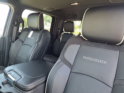 Used 2025 RAM 2500 Laramie image 18
