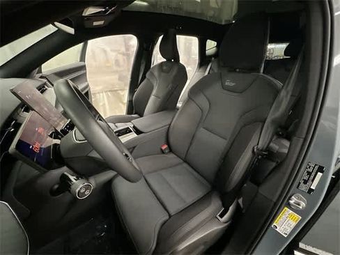 Used 2025 Polestar Polestar 3 image 16