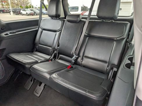 Used 2025 Ford Expedition Max Platinum AWD/4WD image 24