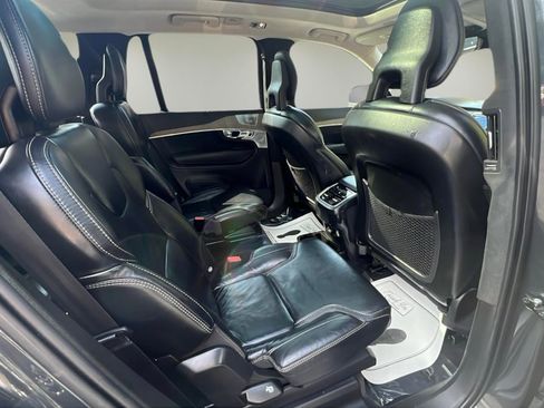 Used 2021 Volvo XC90 T6 Inscription w/ Lounge Package image 14