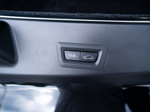 Used 2023 Rolls-Royce Cullinan AWD/4WD image 51