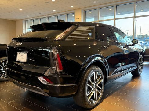 New 2026 Cadillac Optiq Sport 1 AWD/4WD image 9