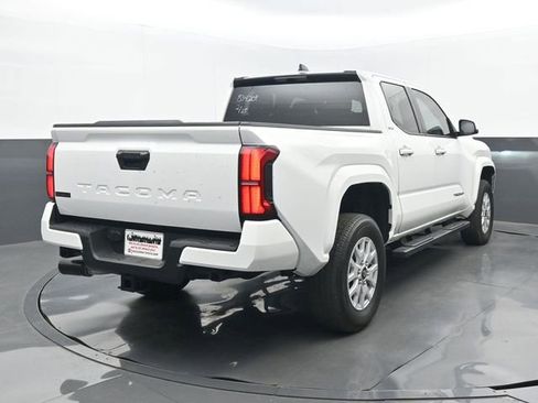 Used 2024 Toyota Tacoma SR5 image 6