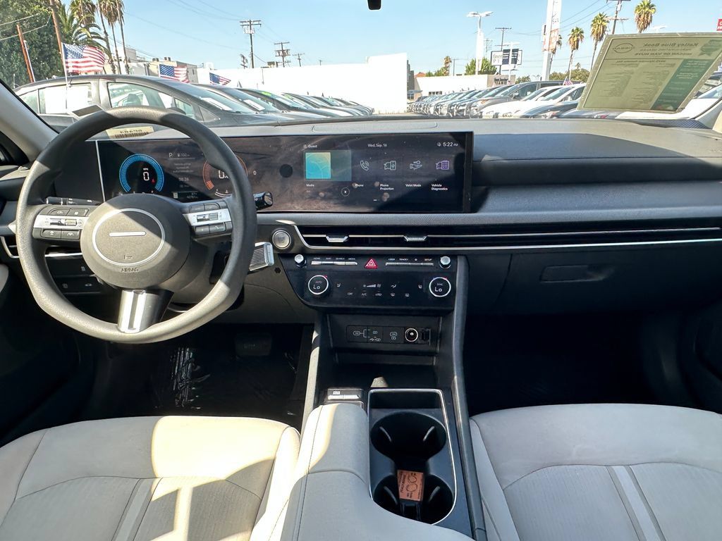 Used 2025 Hyundai Sonata SEL FWD image 14