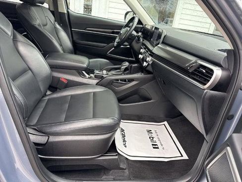 Used 2025 Kia Telluride S FWD image 53