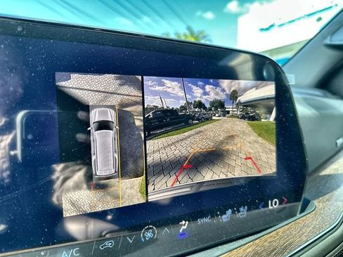 New 2026 Chevrolet Suburban High Country AWD/4WD image 25