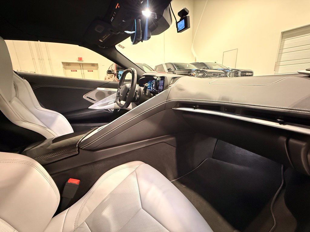Used 2021 Chevrolet Corvette Stingray Preferred Conv w/ 2LT RWD image 32